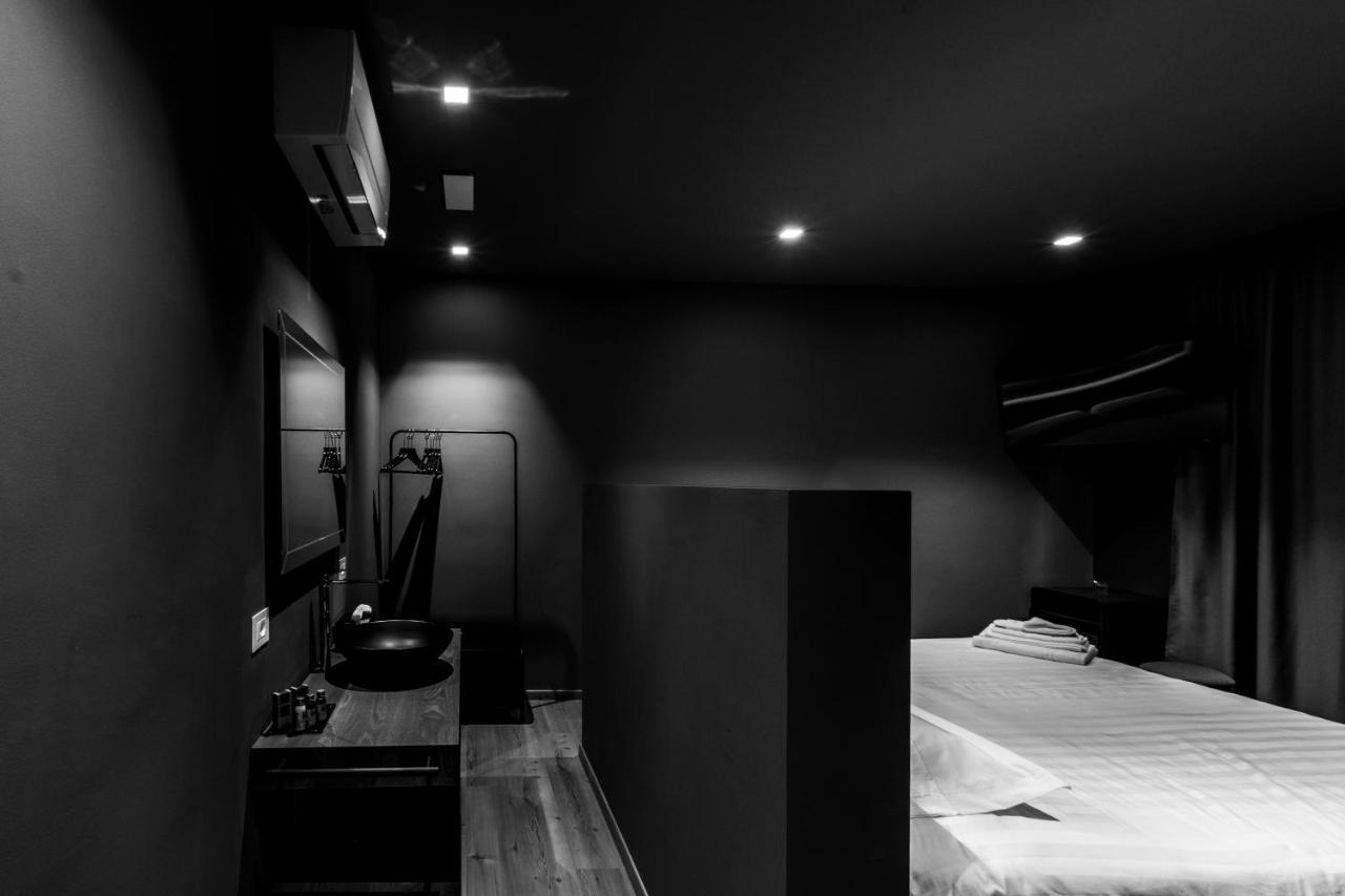 Divino Rooms Deluxe Sabbio Chiese Exterior foto