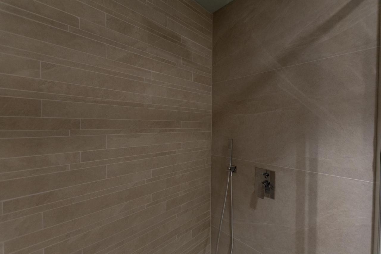 Divino Rooms Deluxe Sabbio Chiese Exterior foto